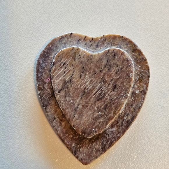 Artisan Heart-Shaped Wooden Box - Brown - Picture 4 of 8